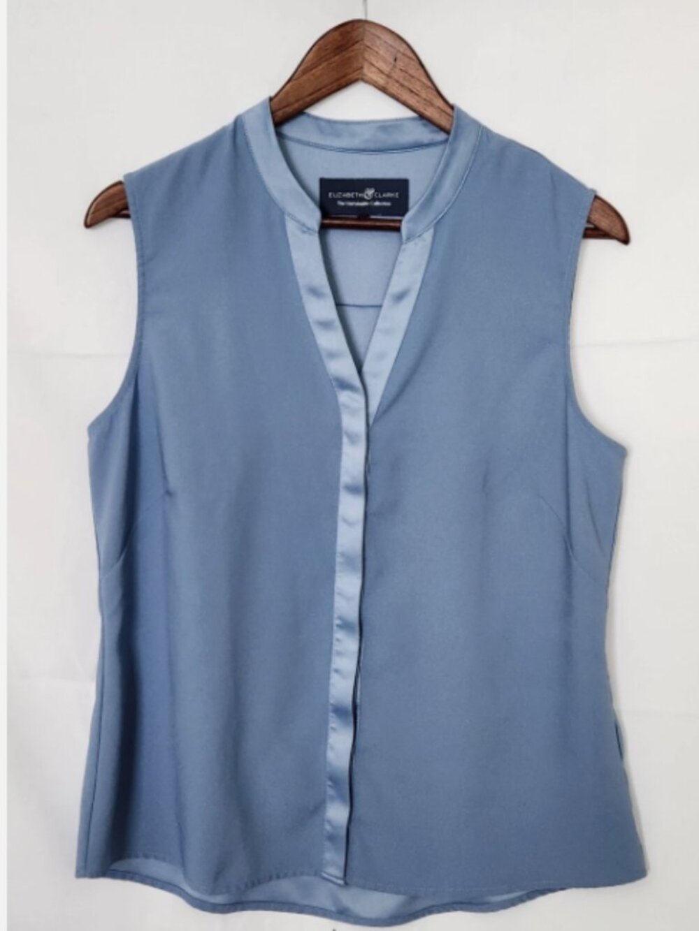 Elizabeth & Clarke Blue Sleeveless Blouse StainTech Split Neck Professional 12